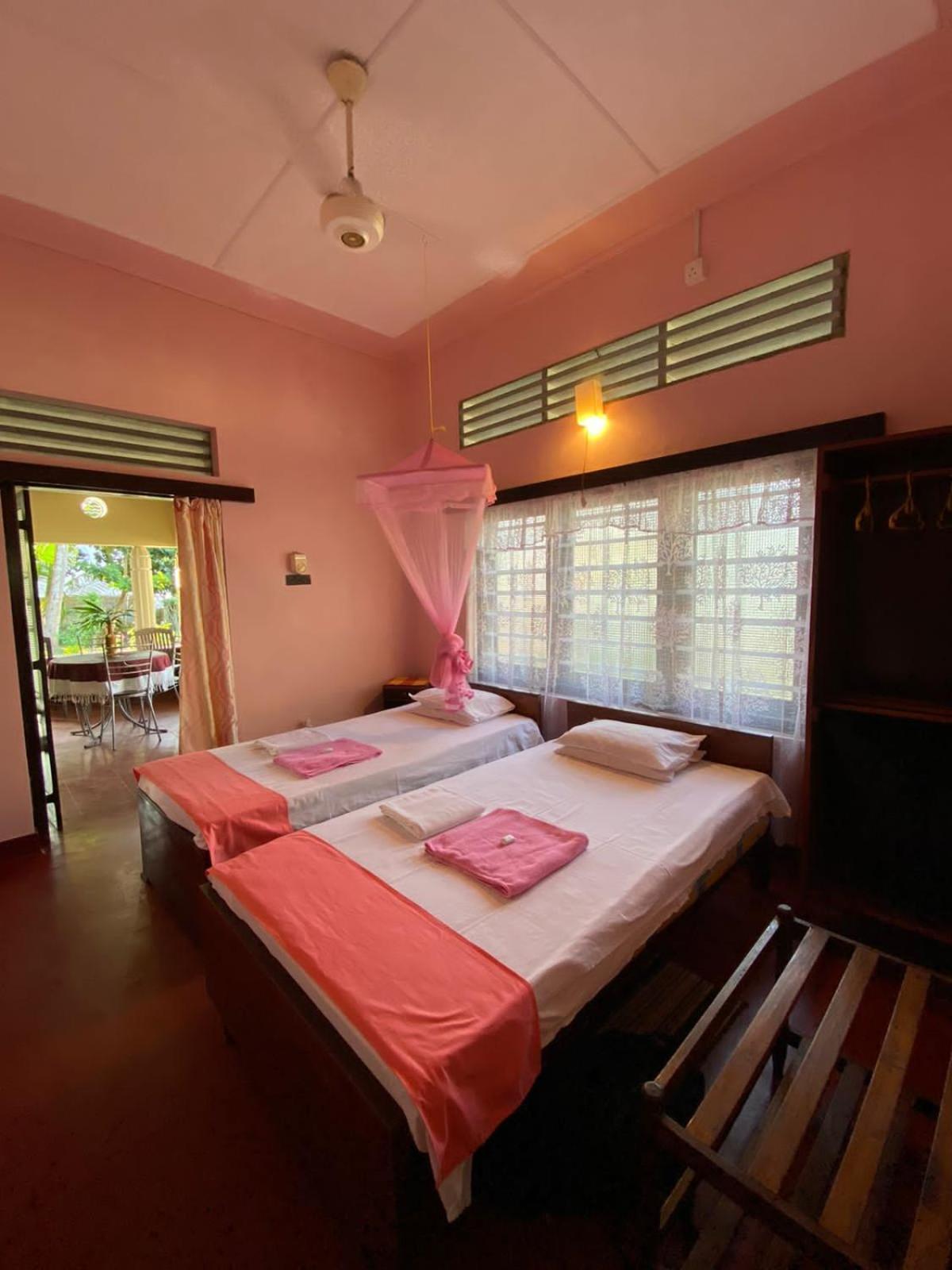 Sujatha Villa Paradise Tangalle Exterior foto